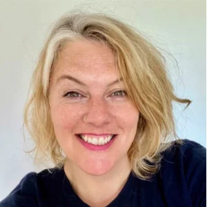 Julie Drybrough_ SyncSkills Learning Horizons